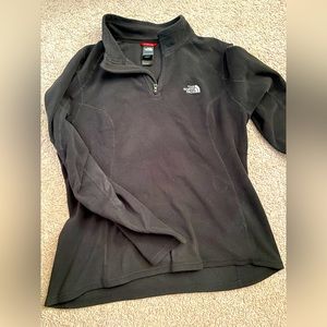 Women’s North Face Pullover - Size Large